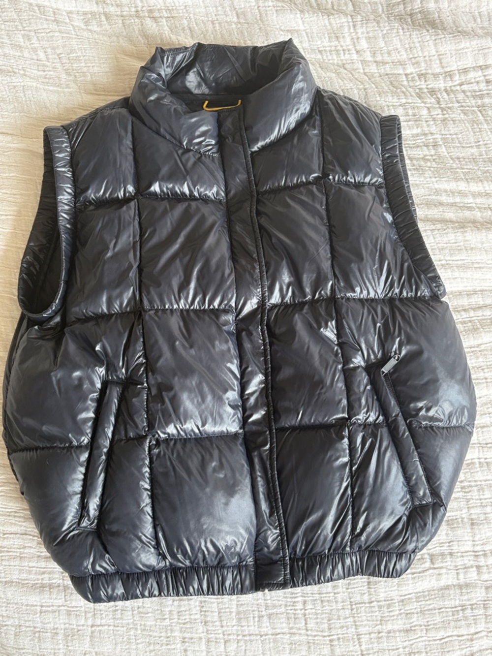 LOLE Quilted Shiny Navy Puffer Vest in size M☀️
